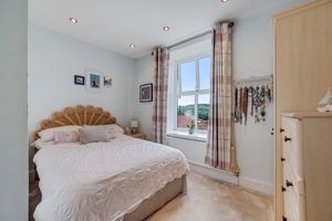 Bedroom- click for photo gallery